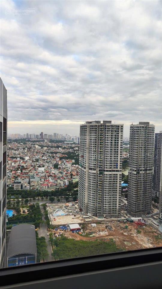 Bán căn góc 2n+1 2vs vinhomes smart city 5,5 tỷ full nội thất. view chill check hồ  0974 951 ***