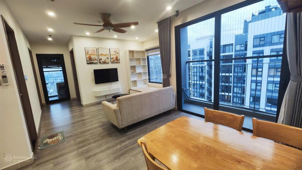 Bán căn góc 2n+1 2vs vinhomes smart city 5,5 tỷ full nội thất. view chill check hồ  0974 951 ***