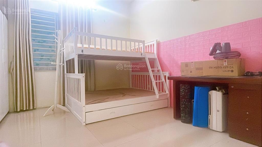 Hơn 6tỷ sổ đỏ lâu dài chung cư 3pn, lô góc tại mặt đường trần phú full nt, ngập tràn tiện ích