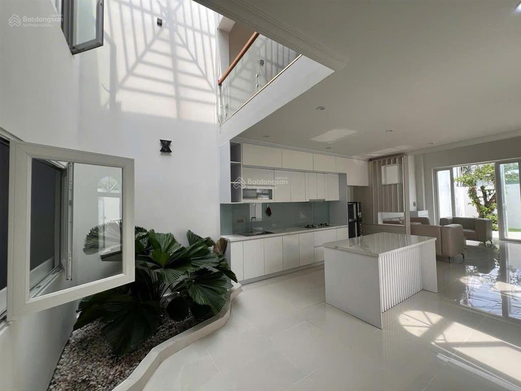 Cho thuê nhà hai phòng ngủ hẻm mỹ xuân đi vào gần đường mỹ xuân ngãi