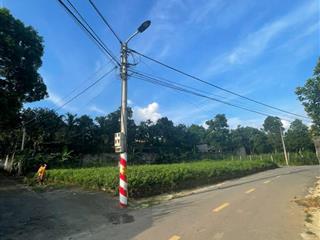 60m lô góc Sơn Tây, ô tô tránh, đường trải nhựa, hướng Nam mát mẻ. Tc nhỉnh  tỷ. alo