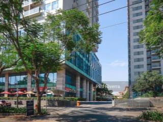 Bán căn hộ rivera park q10. dt 65m2  2pn  hướng bancol đông nam, lầu trung view đẹp. giá 4,95 tỷ