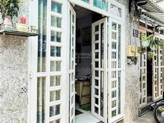 Bán nhà hẻm 3m ngay khu hoàn cầu quận 7