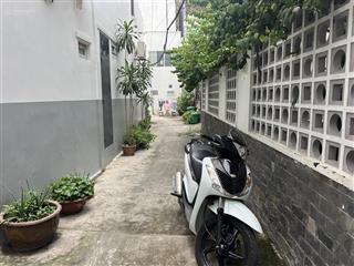 Bán nhà hẻm xe hơi 209 trần xuân soạn quận 7