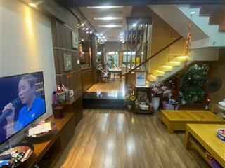 Quá rẻ cho căn nhà phố dt 6x20m, giá 19.99 tỷ, nhà 1 hầm 1 trệt 4 lầu st thang máy nhà đẹp, 