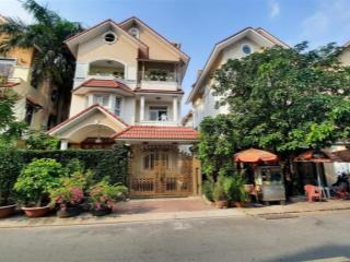 Cần cho thuê nhà biệt thự dt 8 x 20m him lam 6a đường lơn 25m2 , vị trí đẹp giá 39.9 tr/tháng 