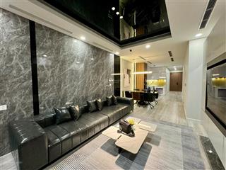 Vừa làm xong nội thất nên tôi muốn cho thuê ch ở brg lê văn lương 3pn đủ đồ 120m2  (0393 686 ***)