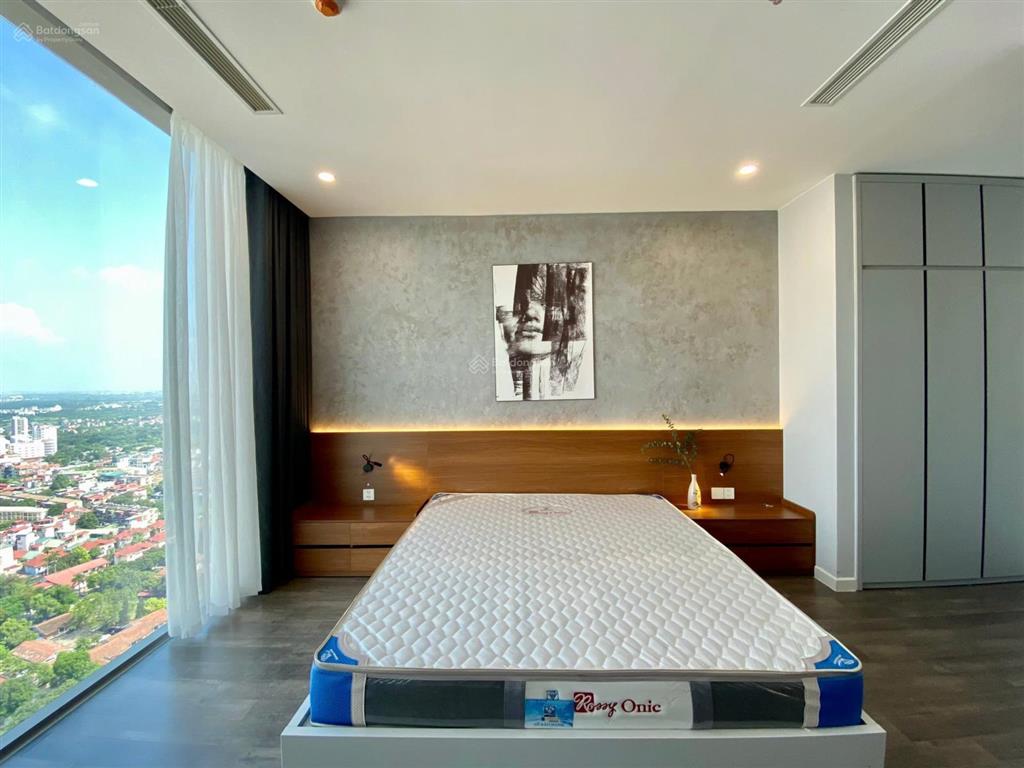 Chính chủ cho thuê căn hộ the nine 3 ngủ full đồ 120m2 ban công view thoáng mát  0393 686 ***