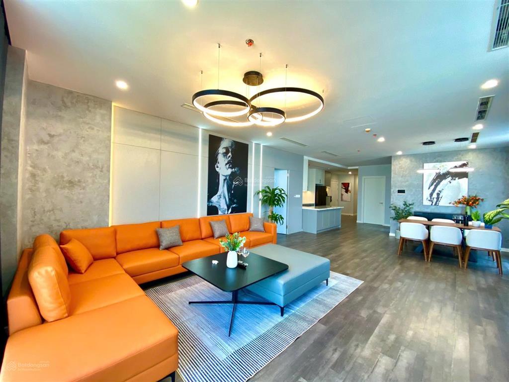 Chính chủ cho thuê căn hộ the nine 3 ngủ full đồ 120m2 ban công view thoáng mát  0393 686 ***