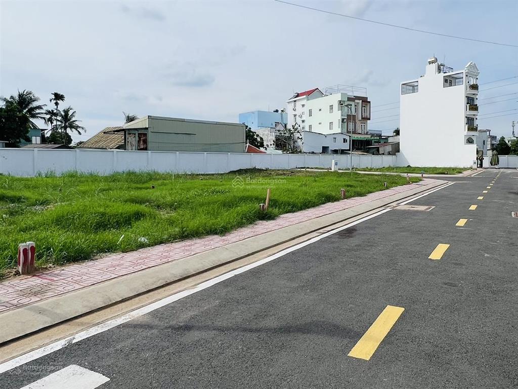 Bán đất kdc kinh dương vương sát bên aeon tên lửa 75m2 giá tốt 5,28 tỷ shr