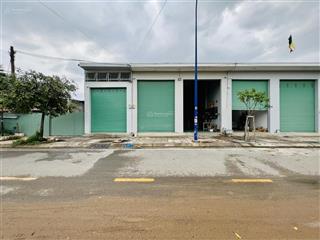 Bán đất mặt tiền sát kênh tham lương 12x25m shr giá tốt 32 tỷ tặng sẵn kho cho thuê