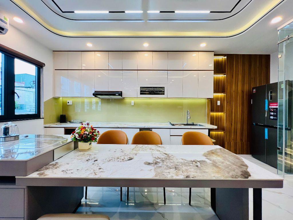 Bán Nhà Phố Cao Cấp Có Thang Máy Đường Lê Trọng Tấn Giáp Tân Phú 4x20m 5 Tầng 9,2 Tỷ