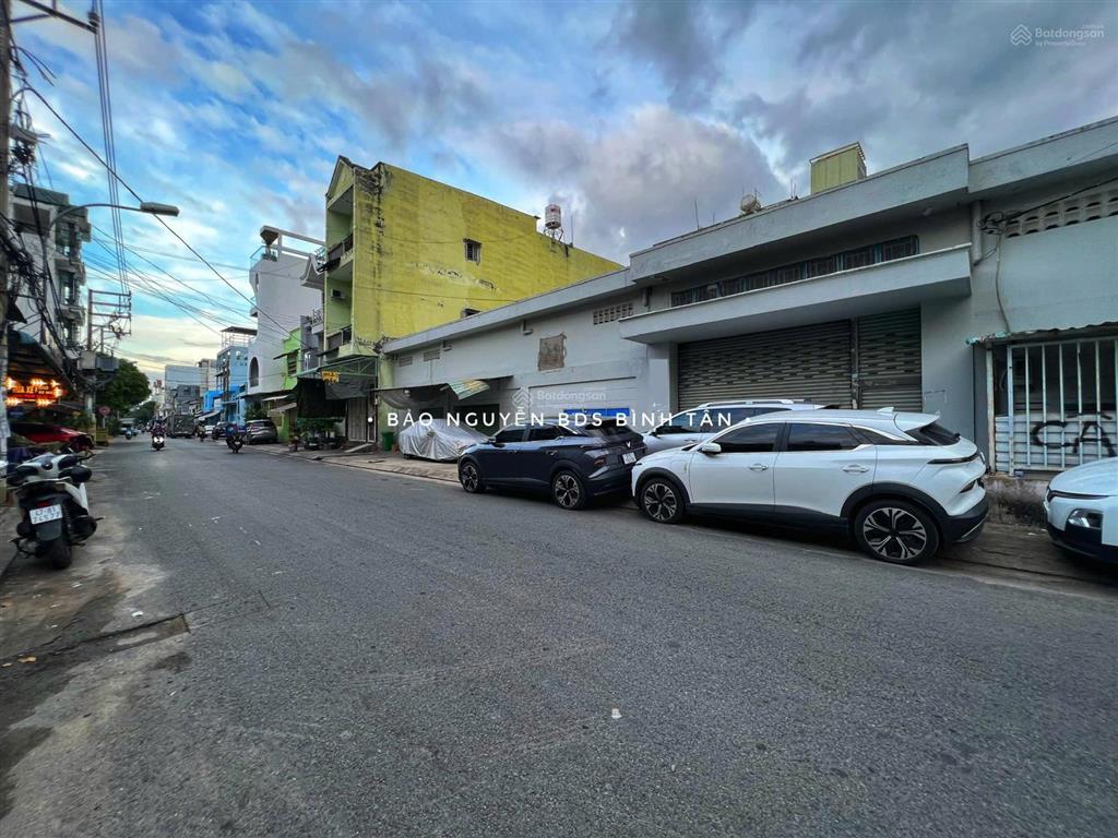 Bán đất mặt tiền hẻm xe tăng 413 lê văn quới thông 730 hương lộ 2, 4x20m giá tốt 8,6 tỷ shr