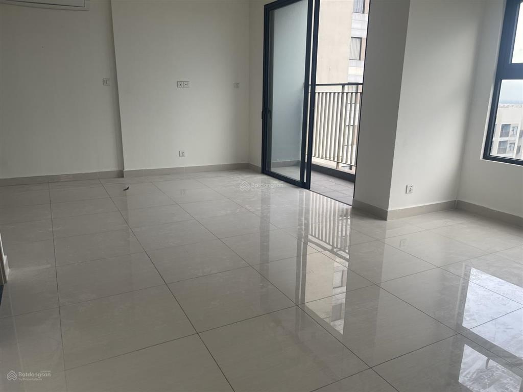 Căn góc 2pn+, giá 3.25 tỷ, dt 69m2, the rainbow  vinhomes grand park, tầng trung view thoáng mát