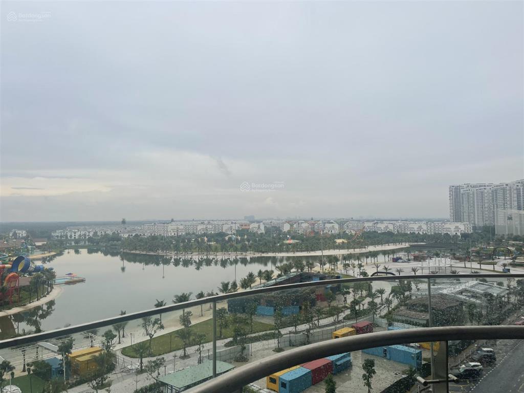 Bán căn 3pn, the beverly  vinhomes q9, 100.7m2, giá 7.5tỷ view sông đồng nai thoáng mát không chắn