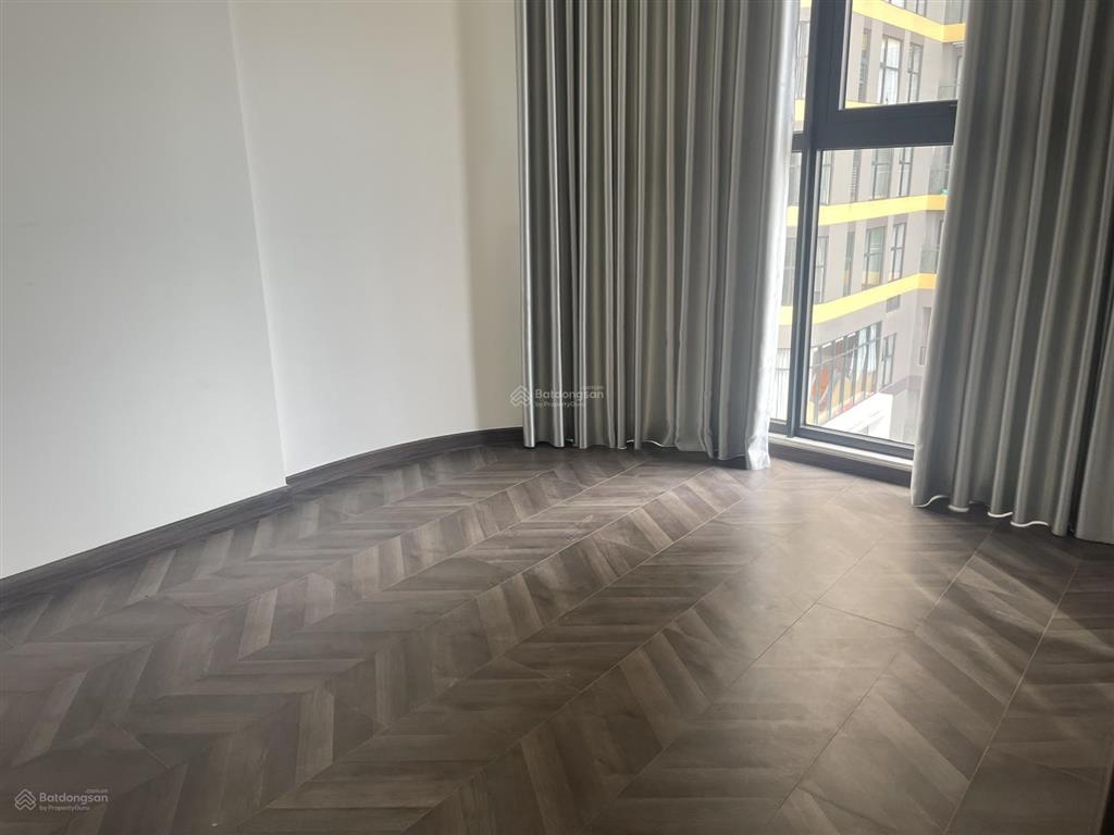 Độc quyền 2pn2wc, the beverly  vinhomes q9, giá chỉ 5 tỷ, dt 79m2, view thoáng mát không chắn tòa