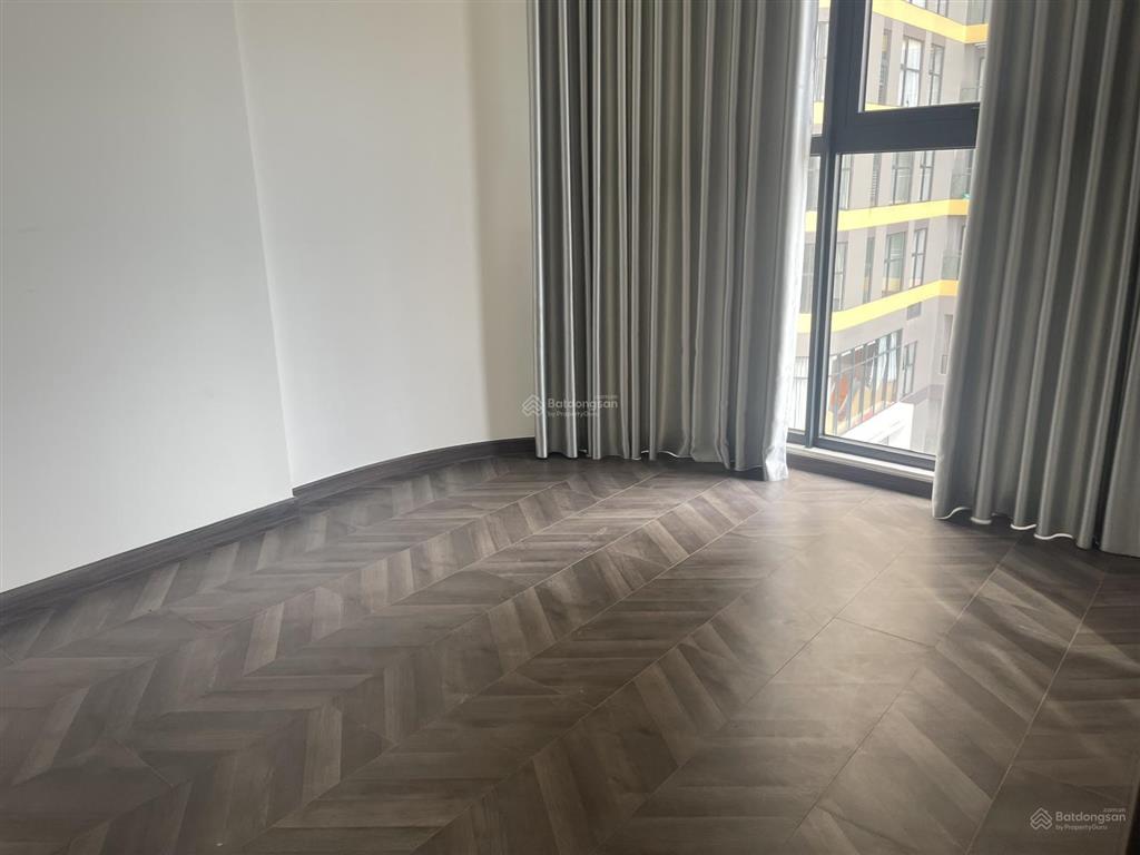 Bán căn 2pn view trực diện công viên 36ha, giá 6tỷ, dt79m2, the beverlyvinhomes q9, nhà mới chưa ở