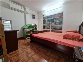 Cho thuê nhà riêng số 42c trần hưng đạo, dt 30m, wc khép kín, giá 5tr5