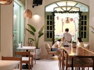 Cho thuê nhà phố đặng thai mai, dt 280m2 xd 180m2 x 4 tầng, mt 10m, kd mọi loại hình, giá 76 tr