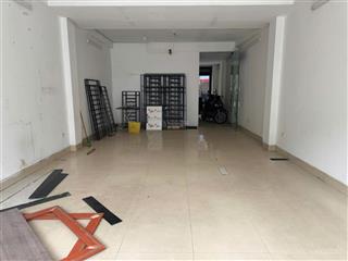 Cho thuê 2 tầng mặt phố phương mai 70m2 x 2t, mt 4.5m, thông sàn, riêng biệt, giá 25tr thương lượng