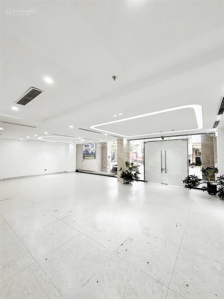 Cho thuê 450m mặt tiền phố huế, ngang 14m, giá chỉ 160 triệu, phù hợp cho thương hiệu, cao cấp