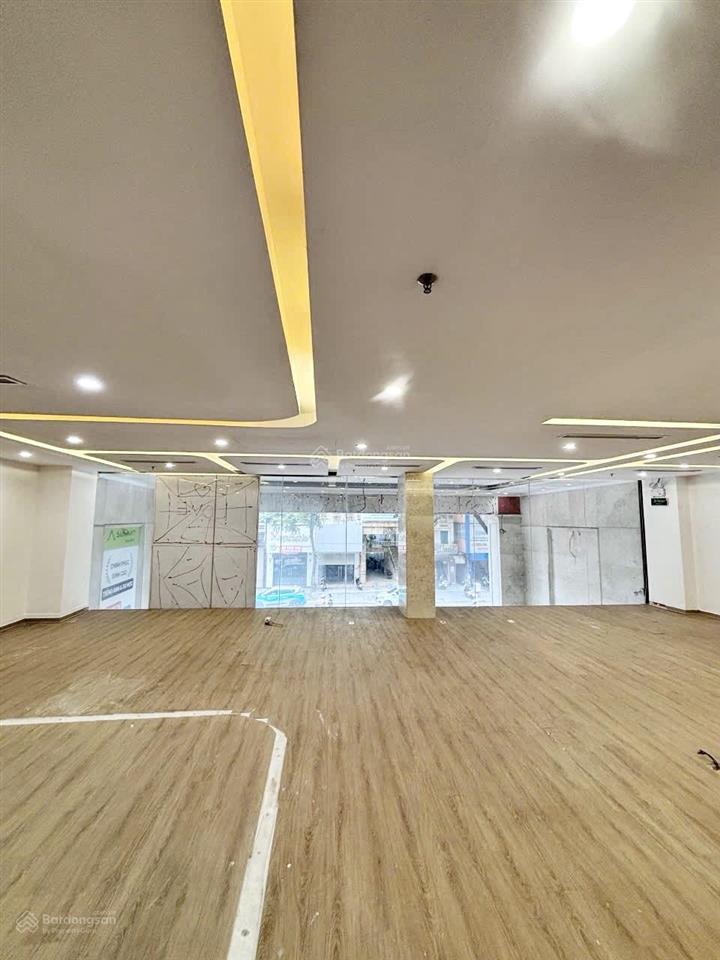 Cho thuê 450m mặt tiền phố huế, ngang 14m, giá chỉ 160 triệu, phù hợp cho thương hiệu, cao cấp