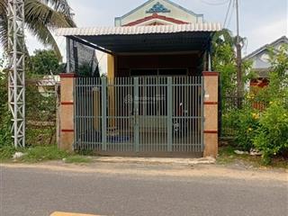 Cho thuê nhà nguyên căn, mặt tiền tại tp. bến tre  ngã 4 tuần đậu