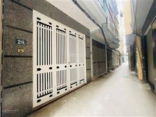 Bán nhà dân xây 5 tầng 44m2, số 28 ngách 66 ngõ 72 dương quảng hàm, ngõ thông, dân trí cao, giá tốt