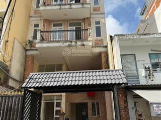 Nhà đẹp quận 7 tphcm xe tải đỗ cửa