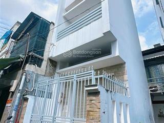 Nhà đẹp q4 tphcm chdv nguồn tiền thu nhập mỗi tháng
