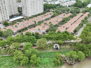 Bán gấp căn villa góc 3 mặt thoáng, ven sông rạch chiếc. sổ hồng riêng. hàng siêu hiếm