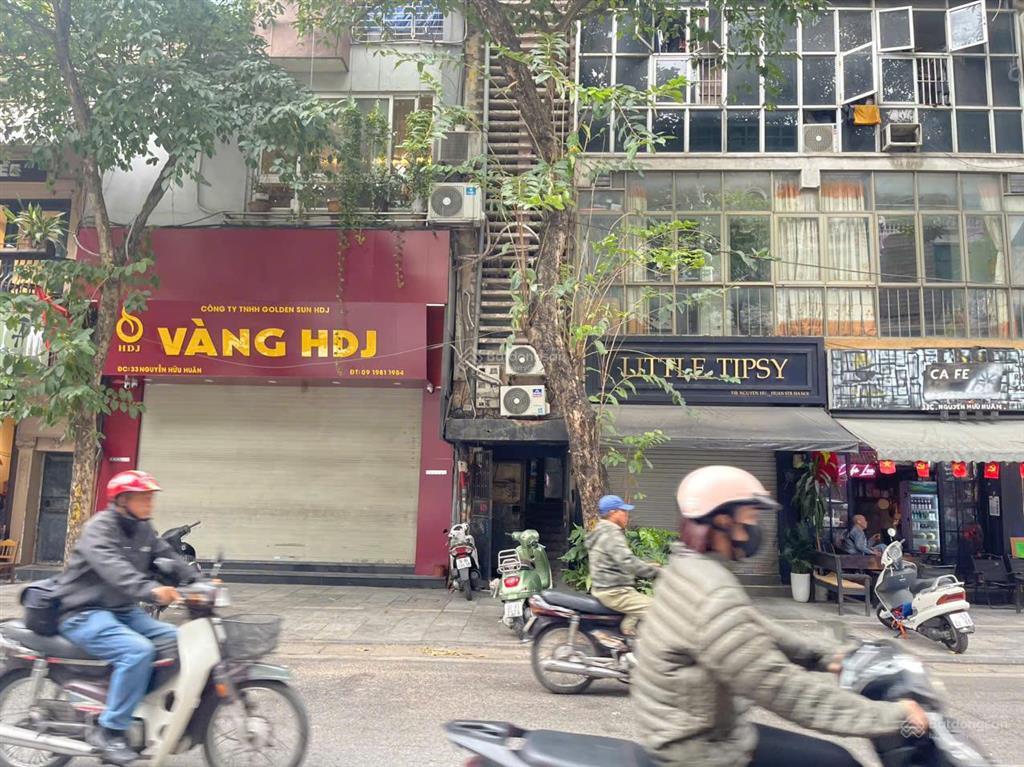 Bán mặt phố nguyễn hữu huân  dt 66m2  mt 6m  135,3 tỷ. vị trí đẹp  mặt tiền lớn  chợ đêm