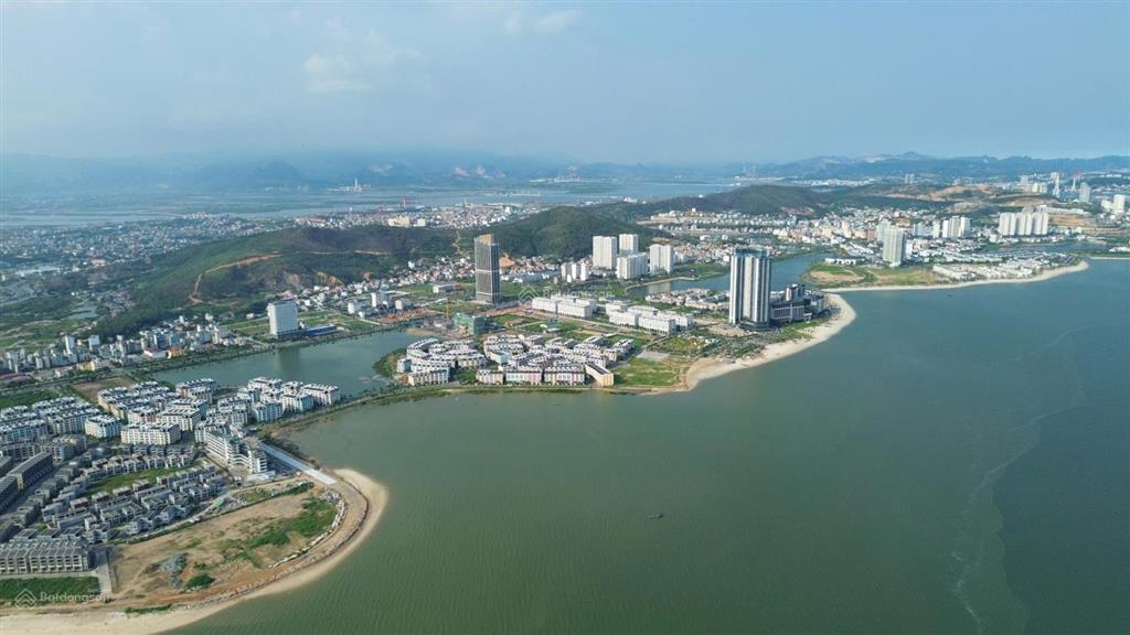Bán căn hoa hậu aqua city, 6 tầng, view hồ cảnh quan, nhạc nước siêu đẹp giá chỉ 12,xtỷ. 0973 670 ***