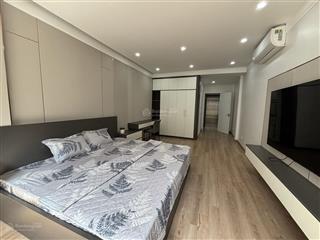 Bán nhà dịch vọng, cầu giấy, 40m, 5 tầng, ô tô, nhà mới, nội thất xịn, 10,75 tỷ