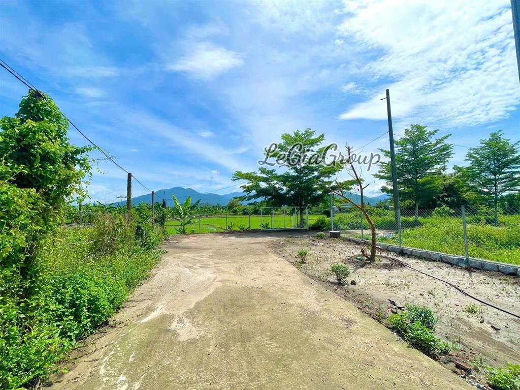 Cần bán nhà vườn xã diên thọ, diên khánh giá rẻ chỉ 3.5 tỷ ( chỉ 1,7tr/m2 )