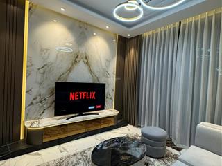 Cho thuê 2pn góc crest, nội thất decor, view sông sài gòn, landmark 81, làm việc chính chủ