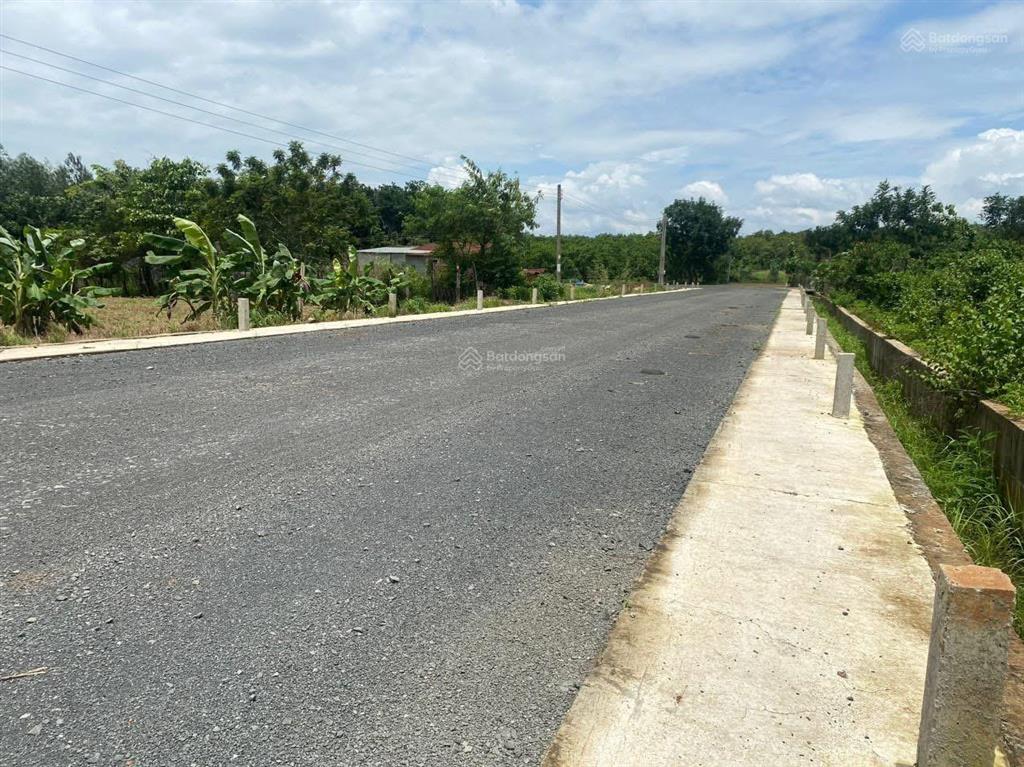 Bán gấp miếng đất mặt tiền đường đt 749a, minh thạnh, dầu tiếng