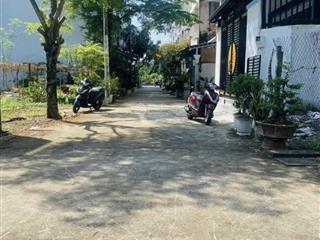 Bán lô đất ngay khu công nghiệp hq . thị xã chơn thành
