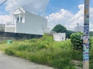 Bán lô đất sổ hồng riêng thổ cư ,gần khu công nghiệp lớn ,ngay chợ ,trường học.