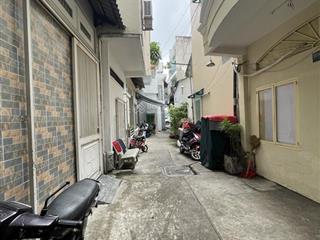 Ngang 6m tóp 3.7m, 2 mặt hẻm. hẻm trước 4m, hẻm sau 3m. 3pn2wc. pháp lý chuẩn @