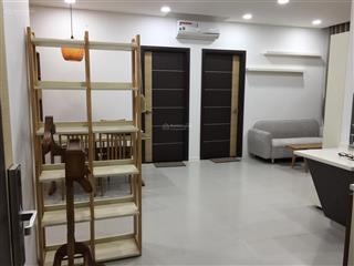 Gia đình bán căn góc cc 19 cộng hoà plaza q.tb. dt 98m2 3p 2wc, sh. giá bá 5,5 tỷ.  0903 984 ***