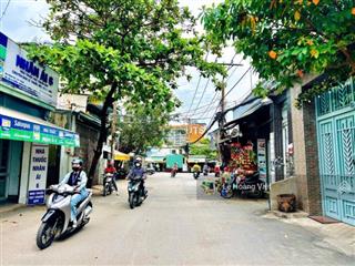Nhà 1 sẹc đường số 2 phường 5  ngay gần emart phan văn trị  xe hơi vào nhà