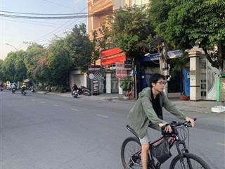 27tỷ, 6.6x 23m vị trí đắt địa .nhà cấp 4 mặt tiền dương đức hiền,q. tân phú .