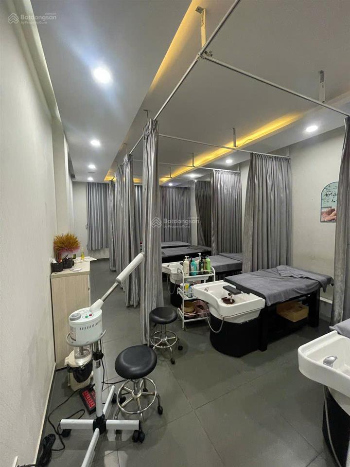 43 tỷ .nhà 5 tâng mt trịnh đình trọng q. tân phú . 8 x 23m giá 43 tỷ tl