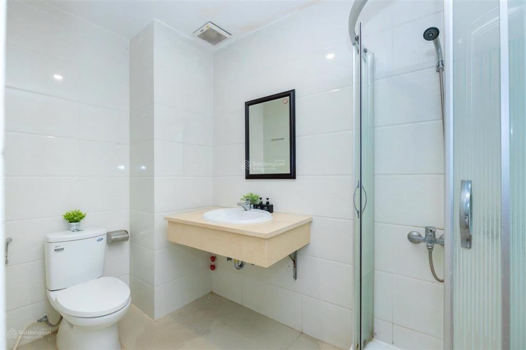 Cho thuê khách sạn đối diện biển bãi sau (45 phòng + 1 penthouse) 90tr/ tháng