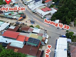 Chủ ngợp bank, chỉ 770 triệu ngay chợ, hl39, ql1a suối cát.  0333 039 ***