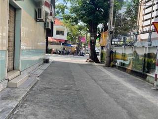 Bán nhà cũ 3 tầng hẻm lý tự trọng, đi bộ tắm biển