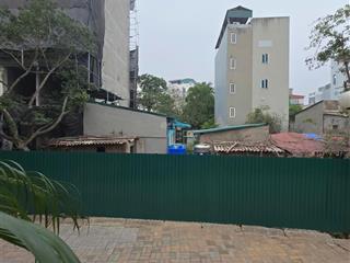 Cần bán mảnh đất trung tâm cầu giấy, dt 90m2, mt 5,5m, tiềm năng sinh lời cao. mr an 0903 283 ***