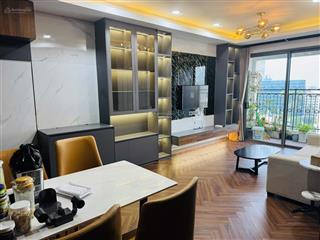 Bán căn 2pn saigon royal view trực diện sông  bitexco. dt lớn 90m2, giá bán 9.5 tỷ,  0943 245 ***