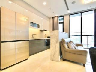 Cần bán căn hộ chung cư res 11 lạc long quân, dt 71m2, 2pn, giá 4,8 tỷ, sổ hồng,  0943 245 ***